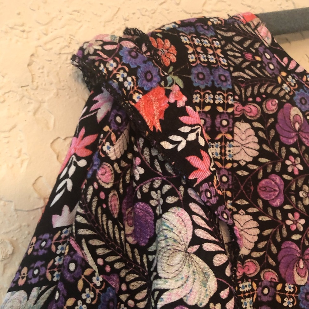 JAASE Blouse Multi-color - Picture 9 of 10